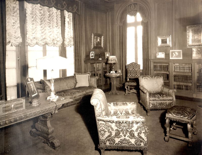 The Mansion Library