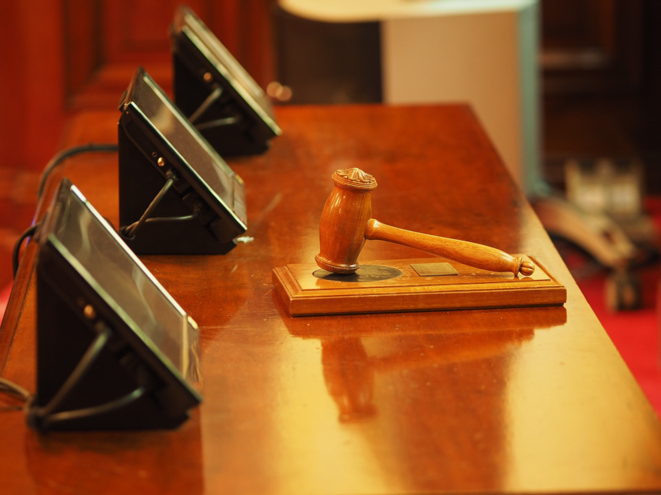 court room gavel