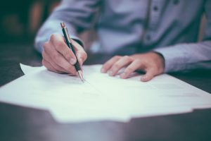 How much will it cost to hire a truck accident lawyer