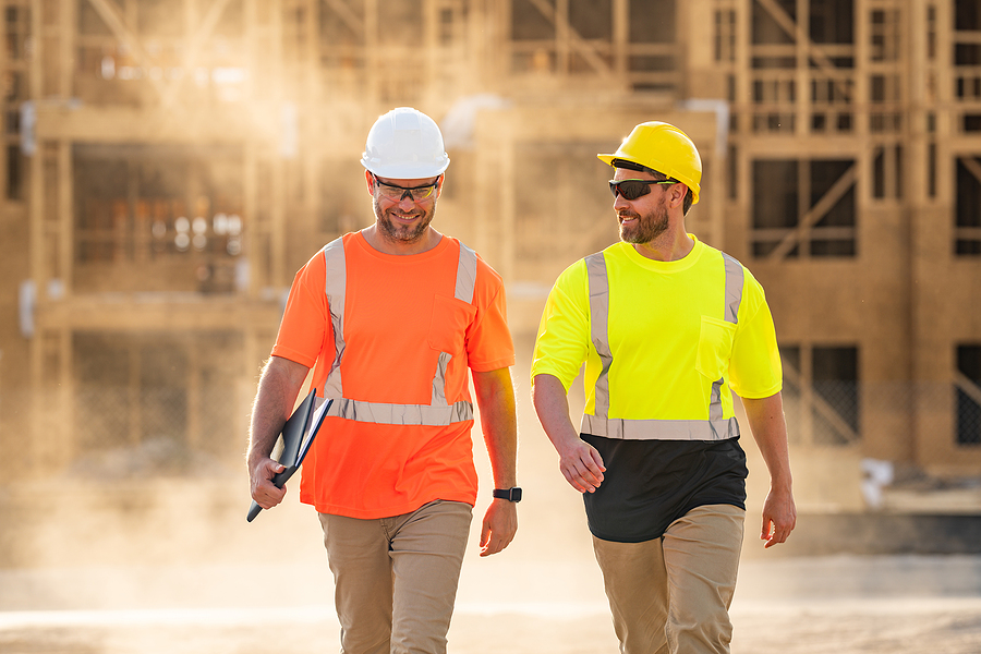 How to Stay Safe While Working on a Construction Site