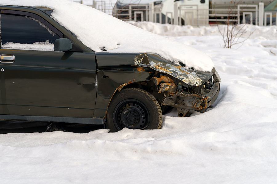 New York car accident in snowy conditions