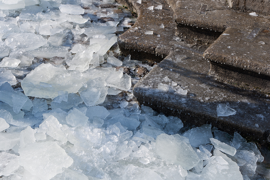 Icy Walkways and Slip and Fall Injuries: How to Stay Safe and Seek Legal Help