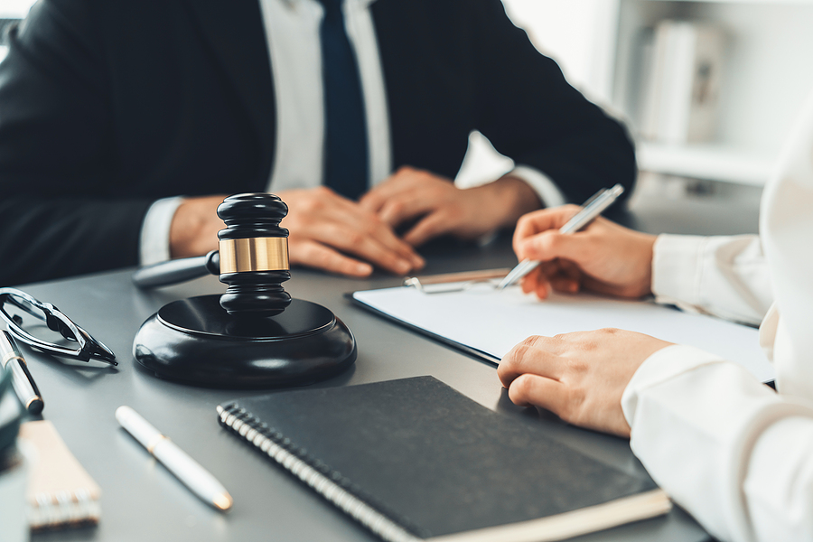 When to Hire a Mass Tort Lawyer