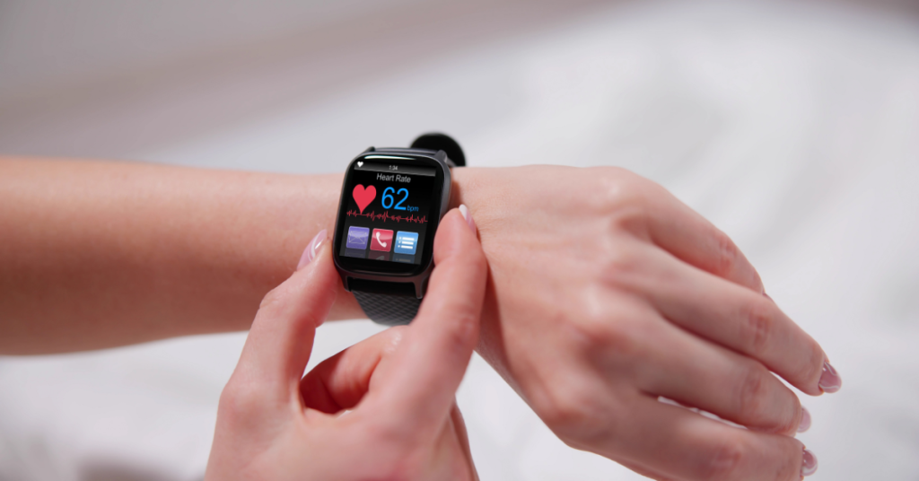 Checking heart rate on smart watch device