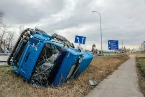 Is the truck driver or trucking company responsible in a truck accident?
