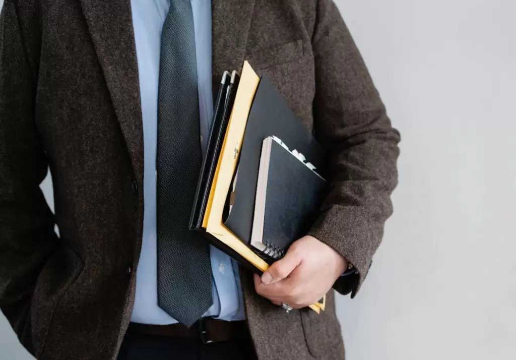 When Should I Contact a Slip and Fall Lawyer? Who can file a slip and fall claim?